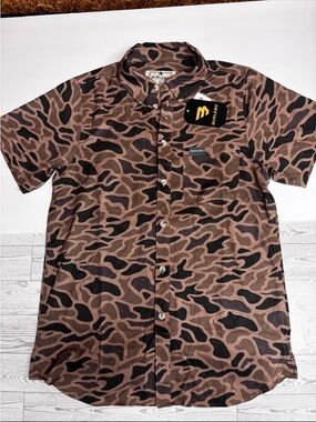 BURLEBO Brown & Black Camo Short-Sleeve Button-Down Shirt
